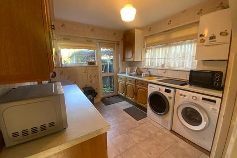 3 bedroom semi-detached house for sale, Hornchurch RM12