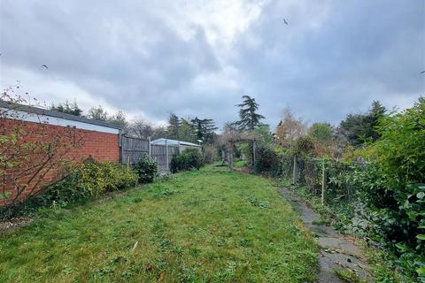 undefined, Morrab Gardens, Ilford