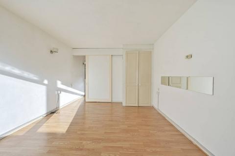 undefined, Upper Richmond Road, Putney, London, SW15