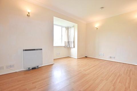 Studio to rent, Redgrave Close, Croydon, Surrey, CR0