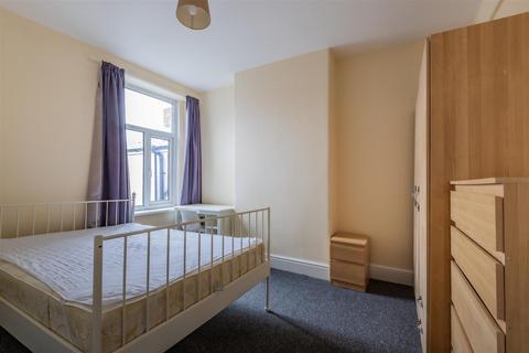 undefined, Llanishen Street, Cardiff CF14