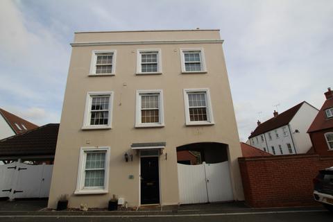 4 bedroom detached house to rent, Springfield, Chelmsford, CM2