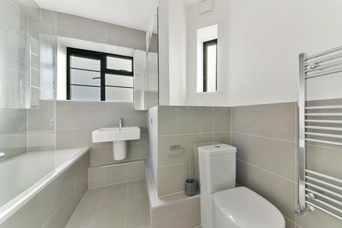 2 bedroom apartment to rent, Wilbraham House, Vauxhall London SW8