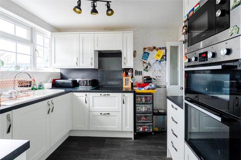 undefined, Caernarvon Crescent, Milton Keynes MK3