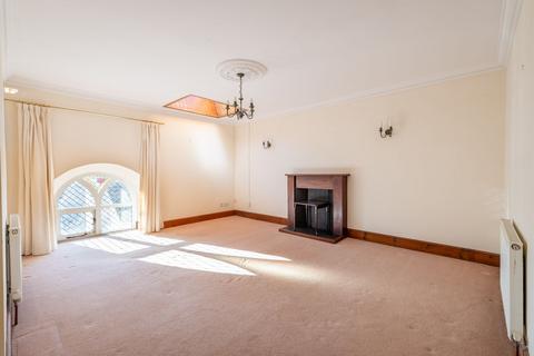 2 bedroom apartment for sale, Langmead House, South Molton