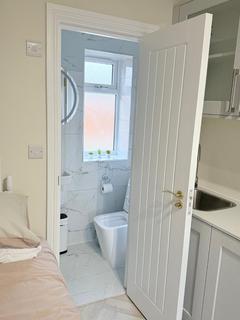 undefined, Rochford Avenue, Romford