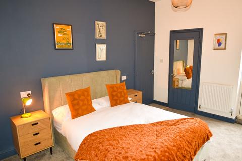 undefined, Room 2