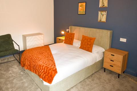 undefined, Room 2