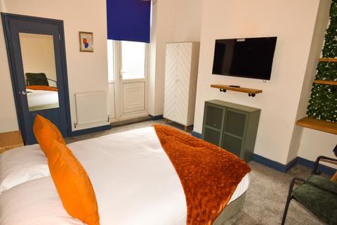 undefined, Room 2