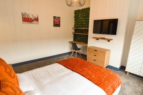 undefined, Room 3