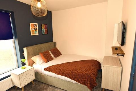 undefined, Room 5