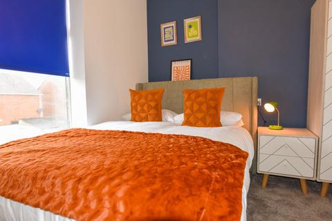 undefined, Room 6
