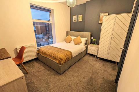 undefined, Room 6