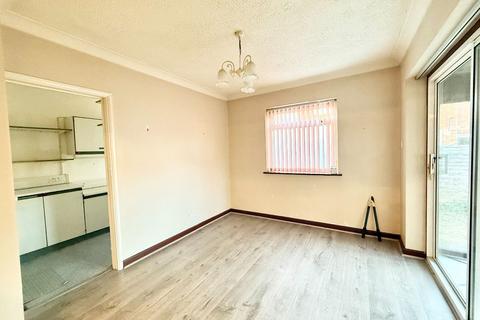2 bedroom detached house for sale, Waarem Avenue, Canvey Island