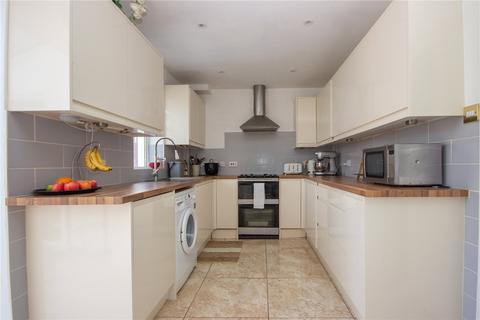 3 bedroom semi-detached house to rent, Boursland Close, Bradley Stoke, Bristol, BS32