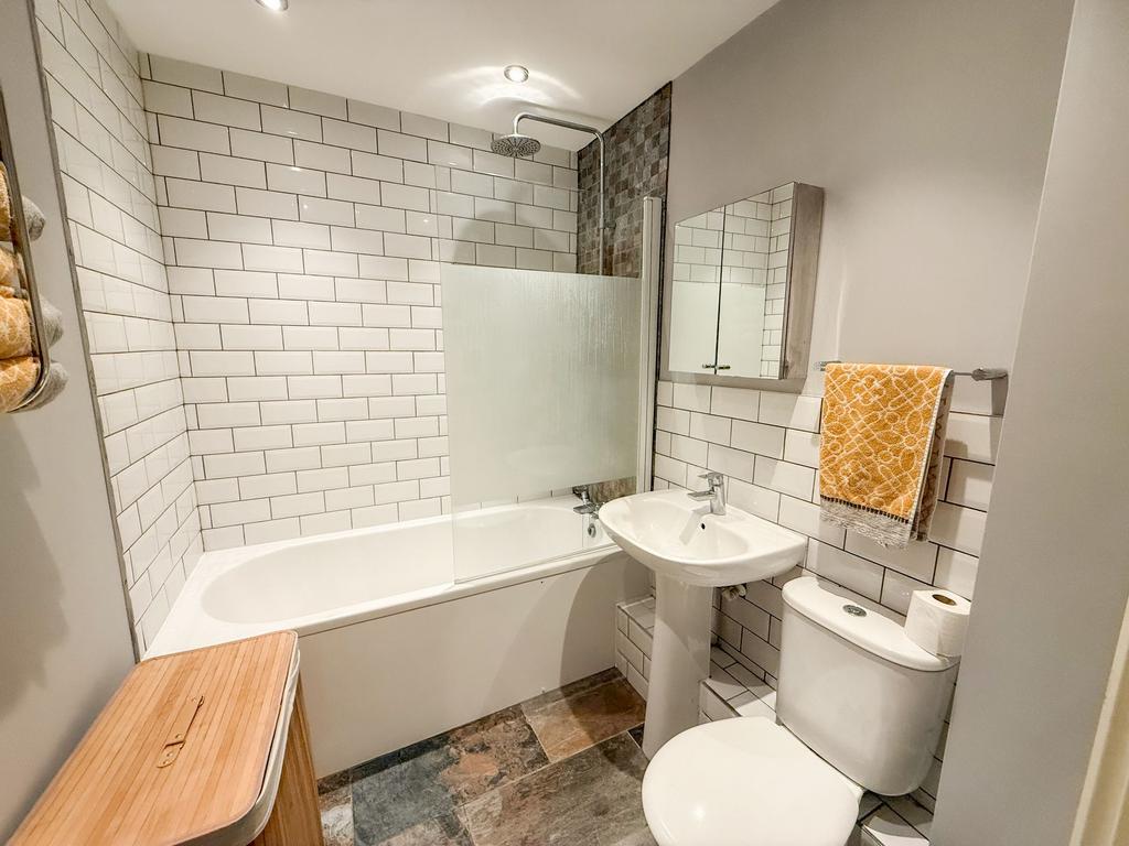 Main Bathroom