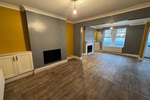 3 bedroom terraced house to rent, York Road, Wisbech