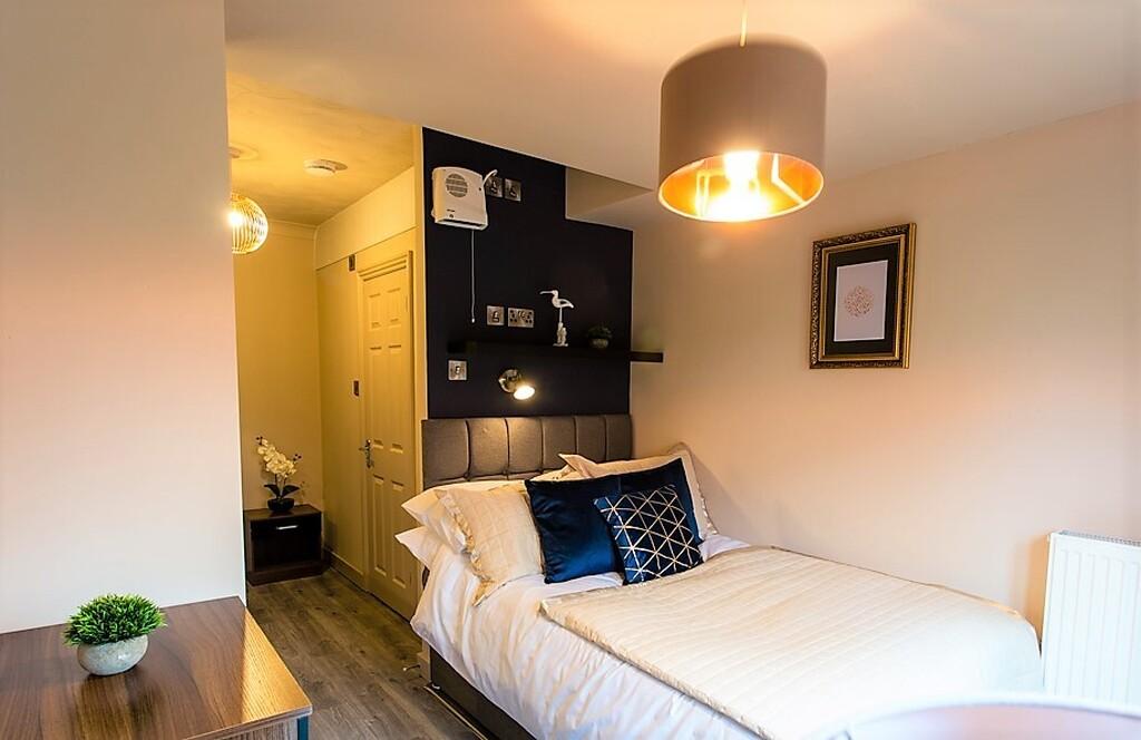 11 EL room2.7.jpg