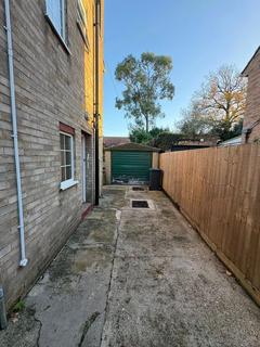 3 bedroom semi-detached house to rent, Church Street, Werrington, Peterborough