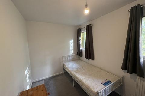 1 bedroom in a house share to rent, Barnwell Rd, Cambridge, CB5