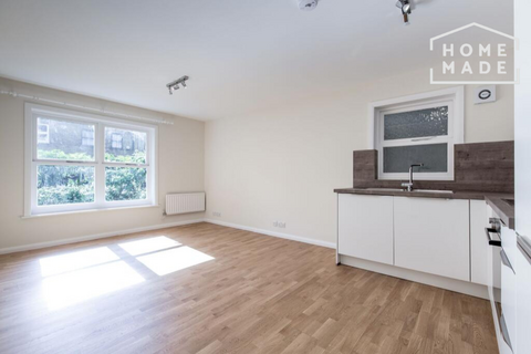 1 bedroom flat to rent, Salisbury Place & Sycamore House, SW9