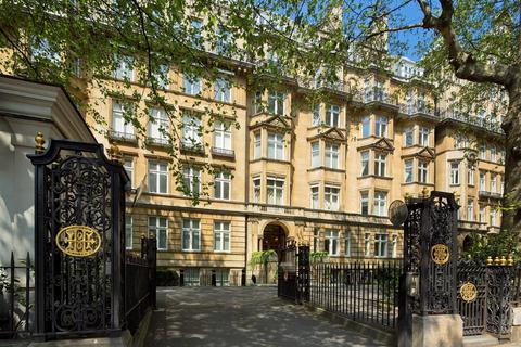 undefined, Harley House, Marylebone NW1