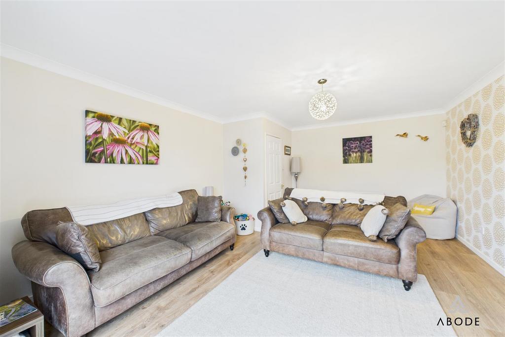 CAM01882 G0-PR0232-STILL007.jpg