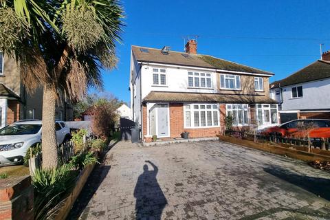 undefined, Poynings Avenue, Southend-on-Sea, Essex, SS2