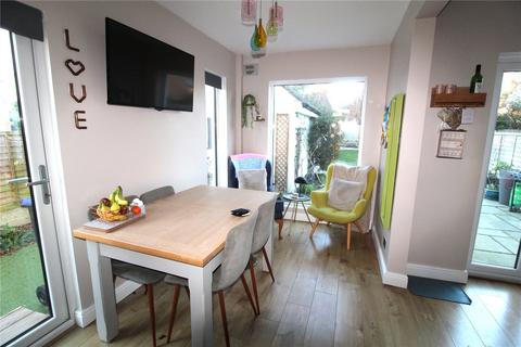 5 bedroom semi-detached house for sale, Poynings Avenue, Southend-on-Sea, Essex, SS2