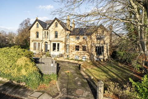 2 bedroom flat for sale, Park Villas, Roundhay, Leeds, LS8