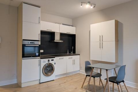 2 bedroom flat to rent, 7 East Fountainbridge, Edinburgh, EH3