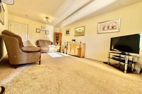 undefined, Skircoat lodge, Ravenscliffe Close, Skircoat Green