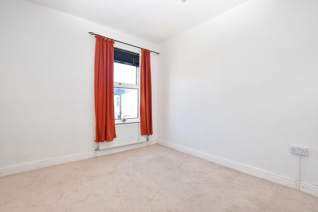 Bedroom2.JPG