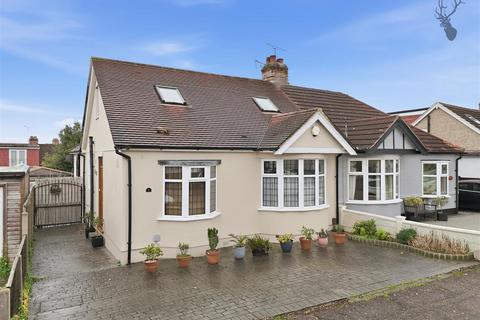 undefined, Hawthorn Road, Buckhurst Hill IG9