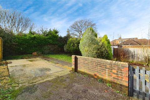 2 bedroom bungalow for sale, Blackbrook Road, Fareham, Hampshire