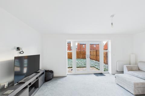 3 bedroom semi-detached house for sale, Pippin Lane, Kingswood, Hull, HU7 3PW