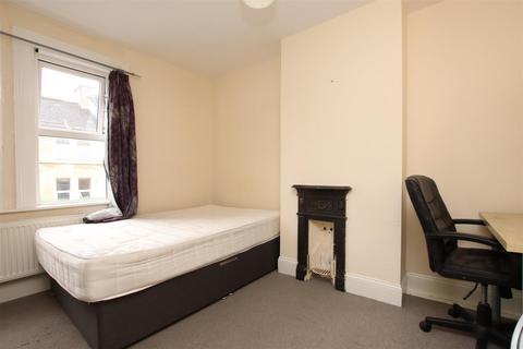 5 bedroom house to rent, Dartmouth Avenue, Bath BA2