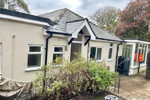 3 bedroom detached bungalow to rent, Raystede, The Broyle, Lewes