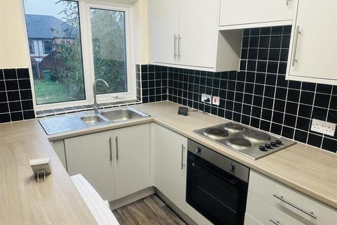 undefined, Bucks Hill, Chapel End