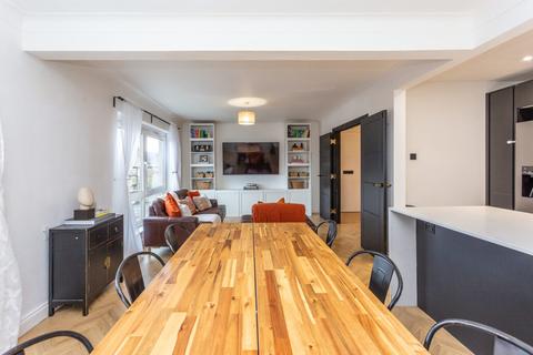 undefined, 1/2F1 Cargil Court, Edinburgh EH5 3NE