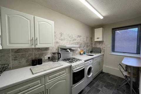 1 bedroom flat for sale, Lawnswood, Hinckley