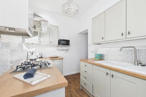 5 bedroom townhouse for sale, Esplanade Avenue, Porthcawl CF36