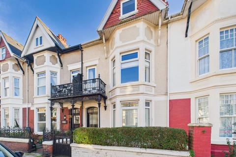 5 bedroom townhouse for sale, Esplanade Avenue, Porthcawl CF36