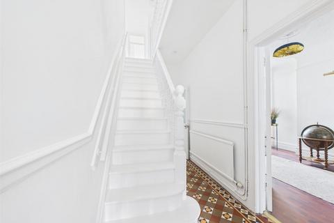 5 bedroom townhouse for sale, Esplanade Avenue, Porthcawl CF36