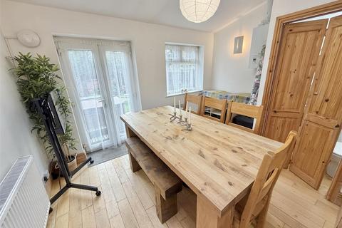 2 bedroom terraced house for sale, Skaife Road, Sale