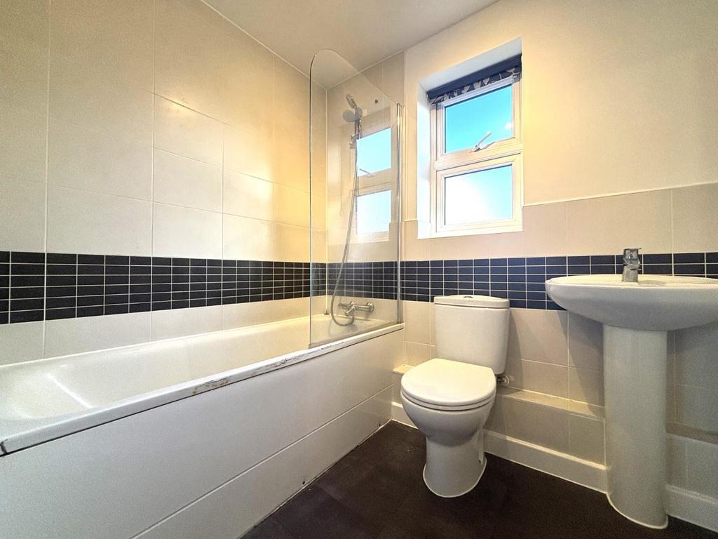 Bathroom.jpeg