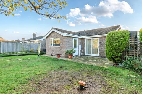 3 bedroom semi-detached bungalow for sale, Mercia Drive, Ancaster, Grantham, Lincolnshire, NG32