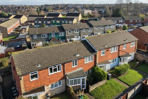3 bedroom terraced house for sale, Danebury, Croydon, CR0
