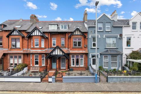 undefined, Kensington Road, Isle Of Man IM1