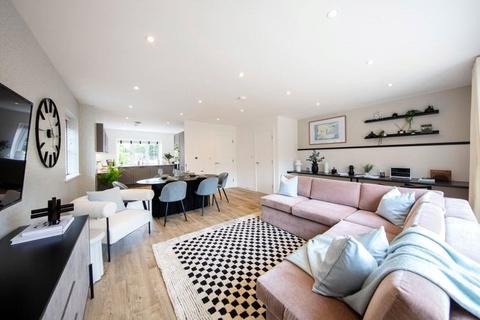 3 bedroom semi-detached house for sale, Millside Grange, Little Green Lane, Croxley Green